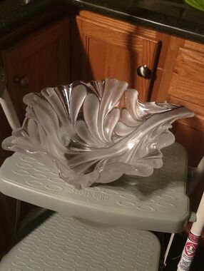 Decorative Frosted Glass Leaf Bowl - Frosted Clear